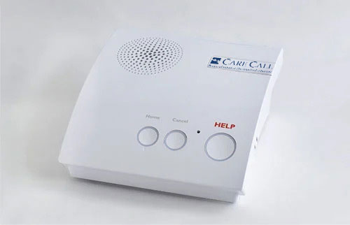 Landline connectivity hub for emergency response system